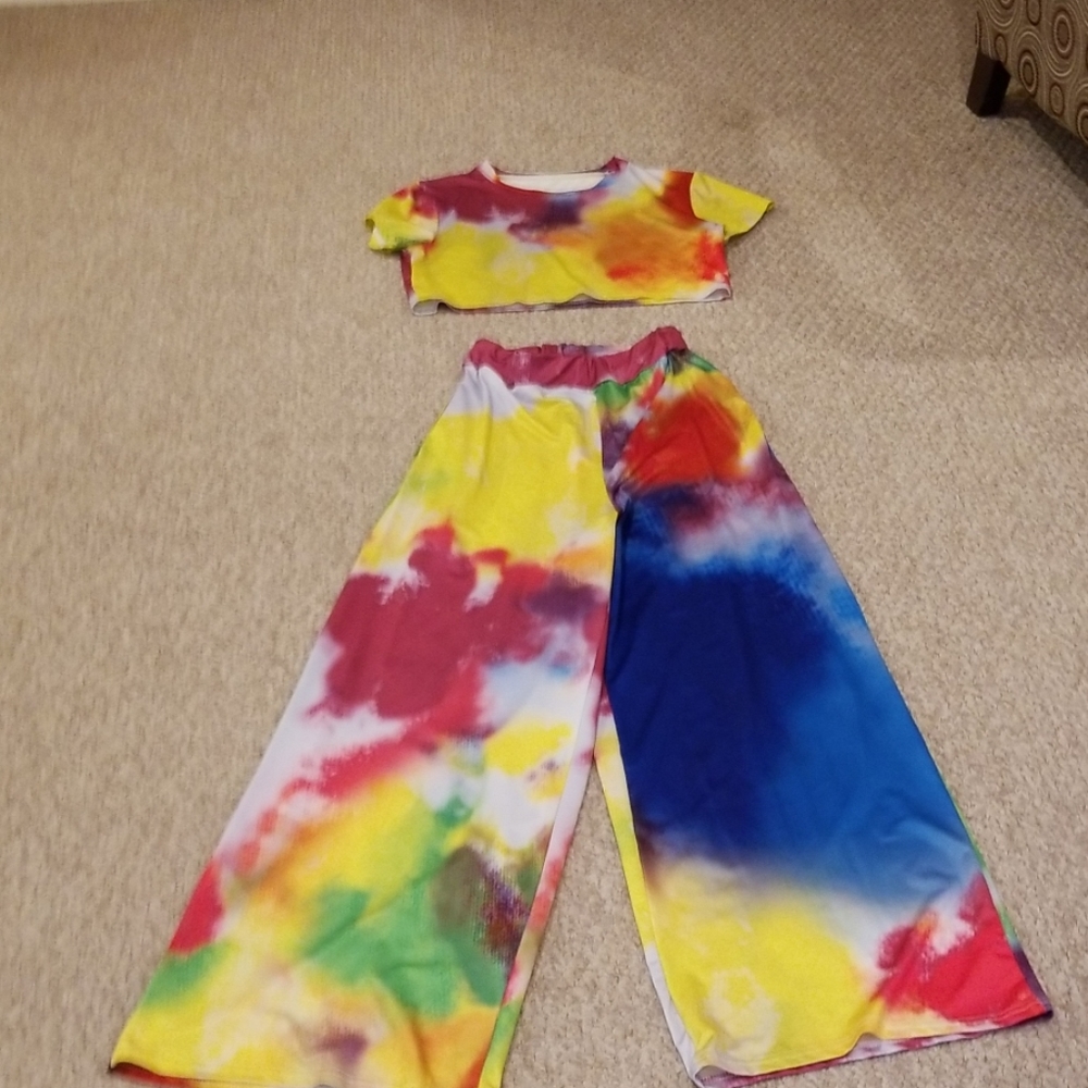 TYE DYE CROP TOP AND WIDE LEG PANT